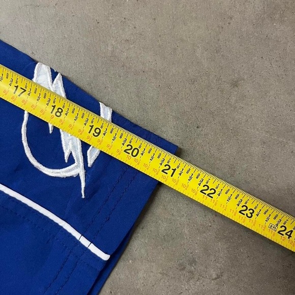 Y2K Embroidered Tampa Bay Lightning Blue Board Shorts Size: XL - Picture 7 of 7